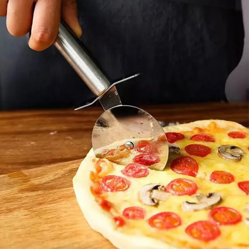Stainless Steel Pizza Cutter - Image 4