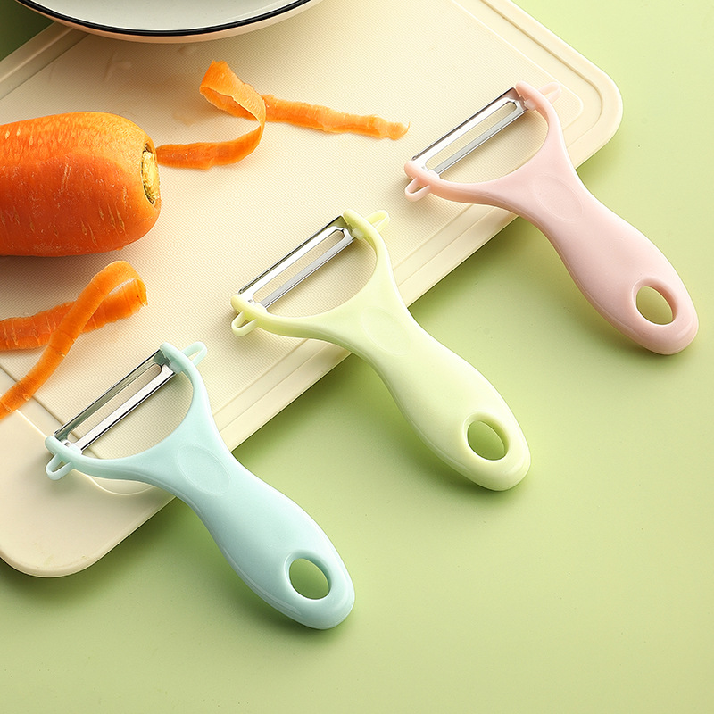 Vegetable And Fruit Peeler - Image 3